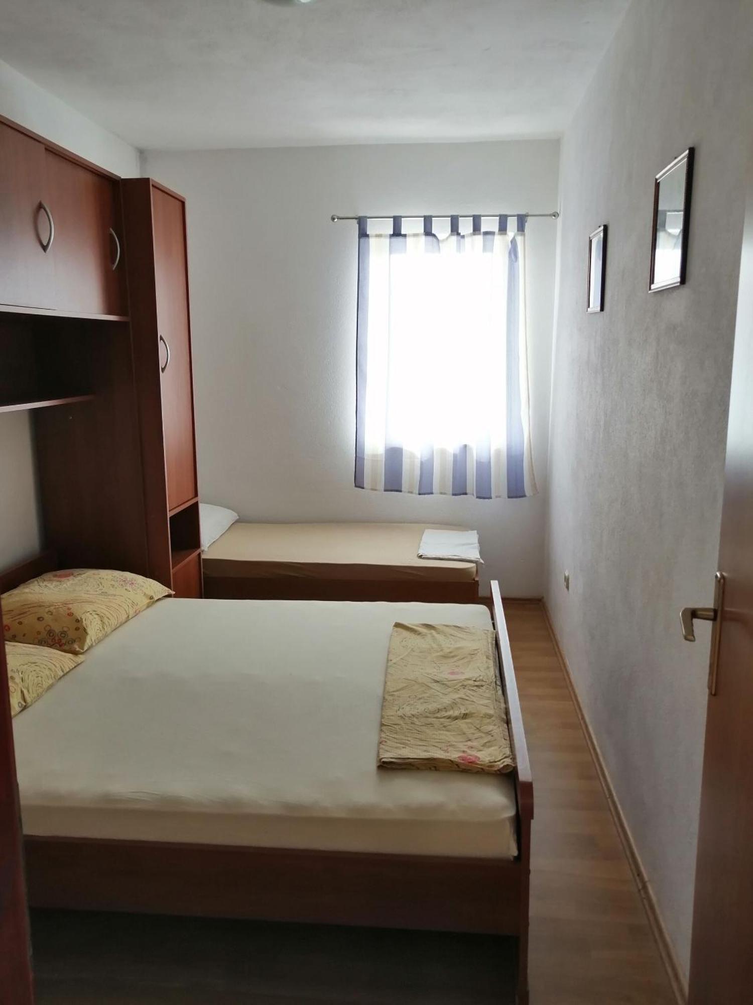Apartment Slaven Vinišće Exteriör bild